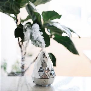 Saje Aroma Gem Essential Oil Diffuser Silver
